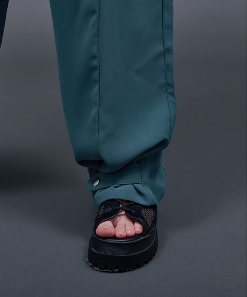 Ellno Loset(エルノロゼット)の「2wayサイドカットパンツ(その他パンツ・メンズ・グリーン系その他/ブラック・X-SMALL/MEDIUM/LARGE/SMALL)」の4枚目の写真