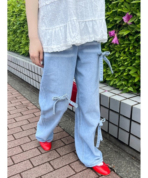 未使用品 BONUM リボンデニムパンツ ブルー WC（ダブル シー）の「リボンポイントデニム（デニムパンツ