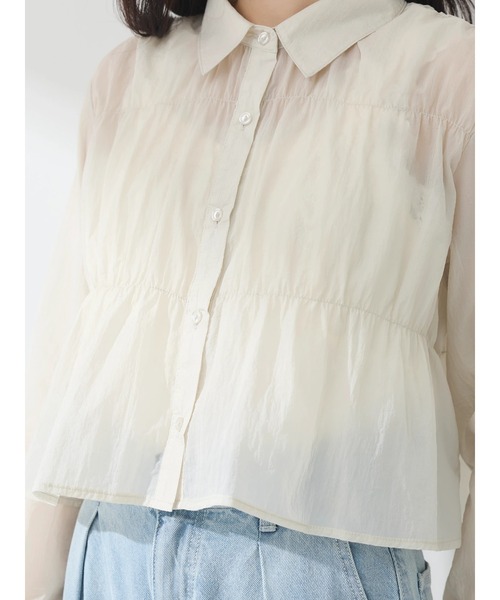 earth music&ecology(アースミュージックアンドエコロジー)の「シャーリングシャツ(シャツ/ブラウス・レディース・アイボリー/グレイッシュベージュ/コーラル・FREE)」の20枚目の写真