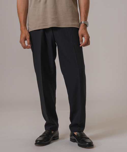 EDIFICE(エディフィス)の「RT ドットエアー ストライプ イージーパンツ(スラックス・メンズ・ブラック/ベージュ系その他・SMALL/MEDIUM/LARGE)」の1枚目の写真