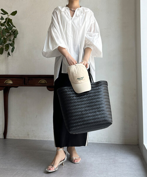 DouDou(ドゥドゥ)の「コットンシアーフリルブラウス(シャツ/ブラウス・レディース・モカ/ホワイト/ブラック・FREE)」の6枚目の写真