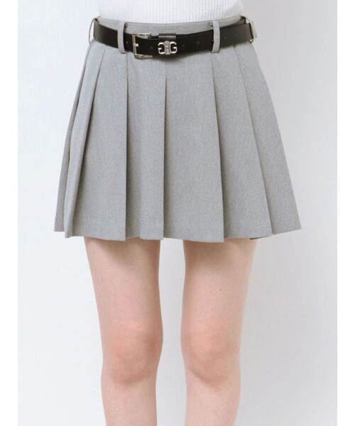 GYDA(ジェイダ)の「ベルトSETプリーツスカートライクショートパンツ(スカート・レディース・ブラック/グレー・FREE)」の16枚目の写真
