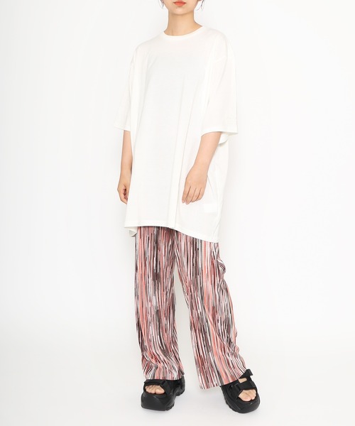 PUNYUS（プニュズ）の「スリーブロゴ刺繍Ｔシャツ（Tシャツ/カットソー・レディース・ベージュ/スミクロ/ホワイト・4/3/2/1）」の10枚目の写真