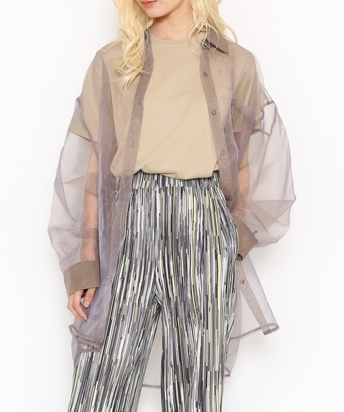 PUNYUS（プニュズ）の「スリーブロゴ刺繍Ｔシャツ（Tシャツ/カットソー・レディース・ベージュ/スミクロ/ホワイト・4/3/2/1）」の6枚目の写真