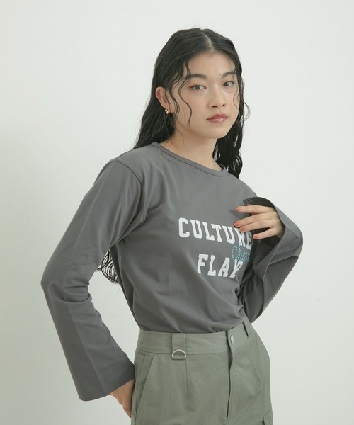 VIS（ビス）の「スタッズ×ロゴデザインロングTシャツ（Tシャツ/カットソー・レディース・スミクロ/ホワイト系その他/ブラウン系その他2・FREE）」の5枚目の写真