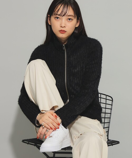 Ray BEAMS（レイビームス）の「シャギー ハイネック ジップ カーディガン（カーディガン/ボレロ・レディース・ブラック/ブラウン・ONE SIZE）」の13枚目の写真