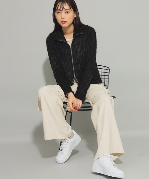 Ray BEAMS（レイビームス）の「シャギー ハイネック ジップ カーディガン（カーディガン/ボレロ・レディース・ブラック/ブラウン・ONE SIZE）」の11枚目の写真