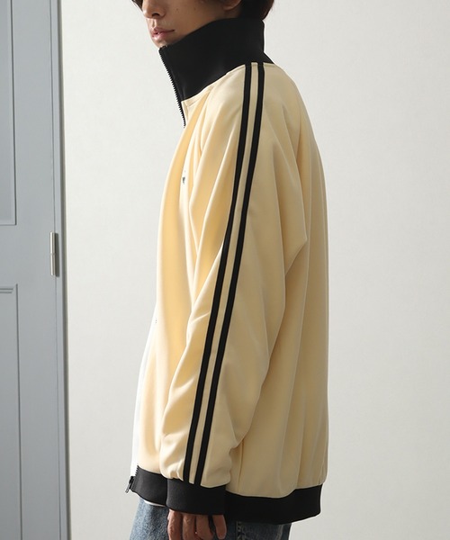 BEVERLY HILLS POLO CLUB（ビバリーヒルズポロクラブ）の「【BEVERLY HILLS POLO CLUB / ビバリーヒルズ ポロクラブ】 ダンボール ニット トラック ジャケット（ジャージ・メンズ・スミクロ/レッド系その他/ホワイト系その他/ブラック系その他/ブラウン系その他/ホワイト×ブラック・M/L/LL）」の16枚目の写真