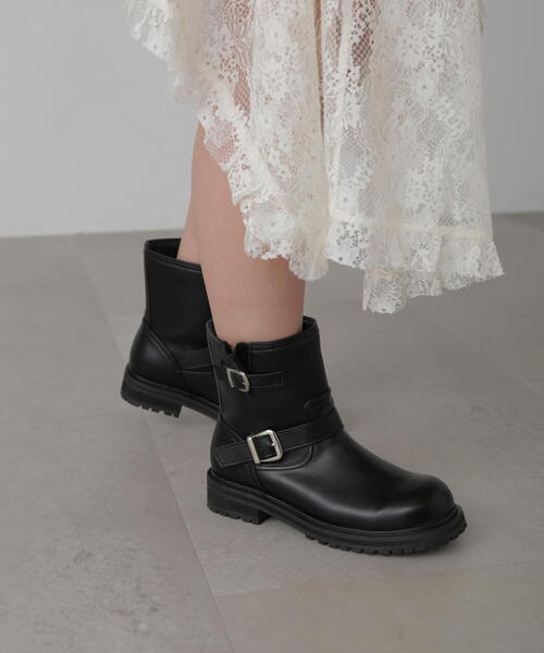 FREE'S MART(フリーズマート)の「◆エンジニアブーツ(ブーツ・レディース・ベージュ/ブラック・MEDIUM/SMALL)」の5枚目の写真