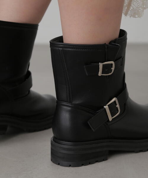 FREE'S MART(フリーズマート)の「◆エンジニアブーツ(ブーツ・レディース・ベージュ/ブラック・MEDIUM/SMALL)」の15枚目の写真