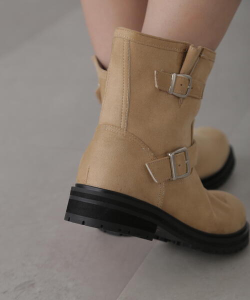 FREE'S MART(フリーズマート)の「◆エンジニアブーツ(ブーツ・レディース・ベージュ/ブラック・MEDIUM/SMALL)」の12枚目の写真