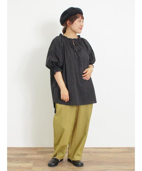 Samansa Mos2(サマンサ モスモス)の「◎フリルチュニックブラウス(シャツ/ブラウス・レディース・ブラック/オフホワイト/ブルー/マスタード・F)」の19枚目の写真