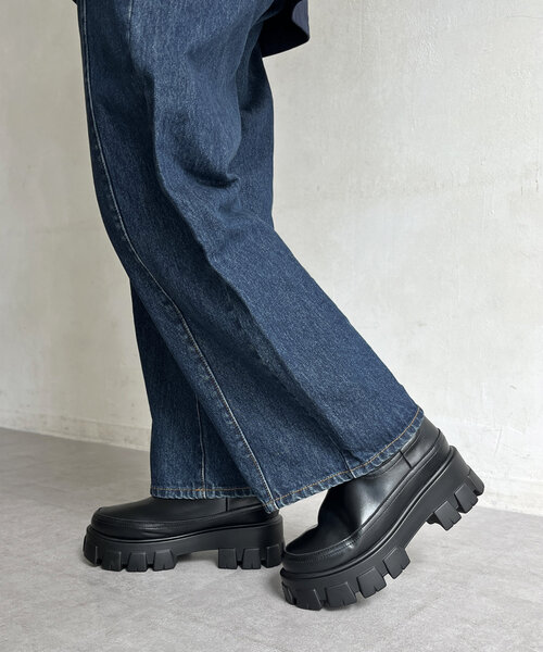 CPCM（シーピーシーエム）の「厚底ニットカジュアルブーツ（ブーツ・レディース・アイボリー/ブラック・LARGE/MEDIUM/SMALL）」の7枚目の写真