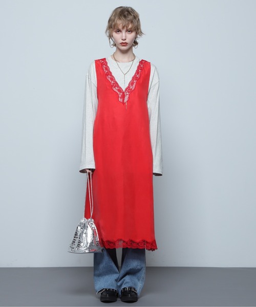 CREOLME（クレオルム）の「(CREOLME)Vネックスリーブレスワンピース（ワンピース・レディース・レッド/ネイビー・FREE）」の11枚目の写真