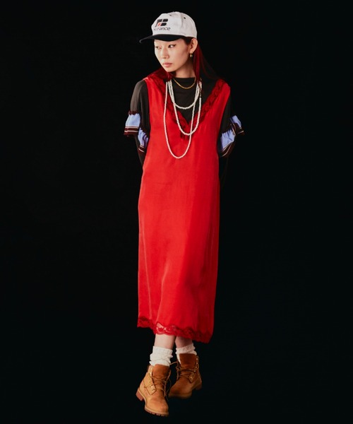 CREOLME（クレオルム）の「(CREOLME)Vネックスリーブレスワンピース（ワンピース・レディース・レッド/ネイビー・FREE）」の4枚目の写真