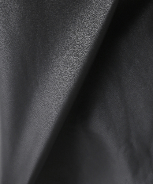 JOURNAL STANDARD（ジャーナルスタンダード）の「フェイクレザー