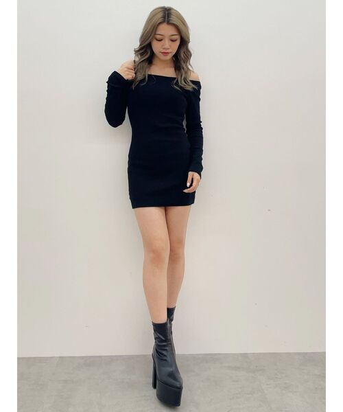 BACK TWISTオフショルテレコタイトワンピース
