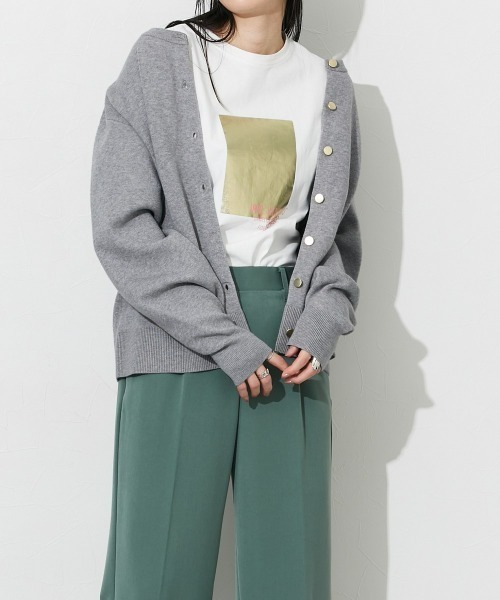 slattgir(スラットジール)の「高身長 スウェットライク クルーネックニットカーディガン(トールサイズ)(カーディガン/ボレロ・レディース・モカ/ブラック/パープル系/杢グレー/オートミール/ネイビー/レッド・3L/LL/L/M)」の20枚目の写真