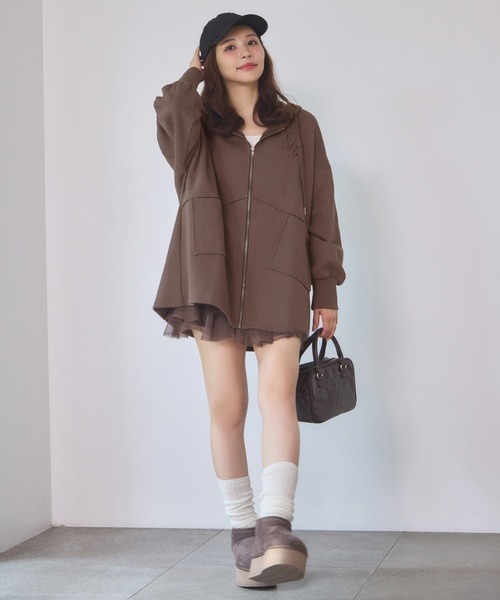 one after another NICE CLAUP（ワンアフターアナザーナイスクラップ）の「ビッグシルエットジップパーカー（パーカー・レディース・オフホワイト/モカ/ベージュ/オートミール/チャコールグレー・FREE）」の11枚目の写真