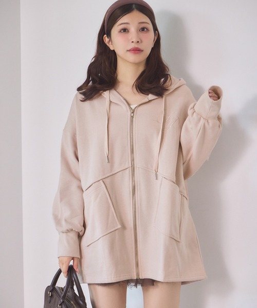 one after another NICE CLAUP（ワンアフターアナザーナイスクラップ）の「ビッグシルエットジップパーカー（パーカー・レディース・オフホワイト/モカ/ベージュ/オートミール/チャコールグレー・FREE）」の15枚目の写真