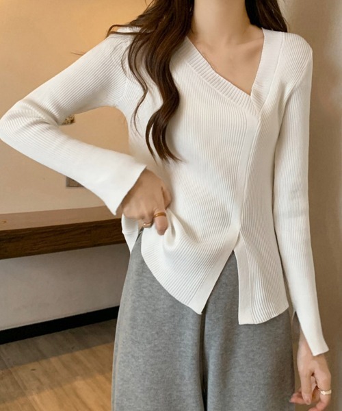 Miniministore(ミニミニストア)の「リブニットトップス フロントスリット(ニット/セーター・レディース・グレー/ブラック/ベージュ/ホワイト・FREE)」の5枚目の写真