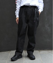 Gramicci（グラミチ）の「GRAMICCI×BEAVER/グラミチ×ビーバー　別注TUCK TAPERD DENIM PANT タックテーパードデニムパンツ（デニムパンツ）」