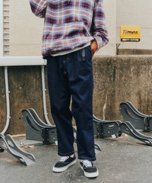 Gramicci（グラミチ）の「GRAMICCI×BEAVER/グラミチ×ビーバー　別注TUCK TAPERD DENIM PANT タックテーパードデニムパンツ（デニムパンツ）」