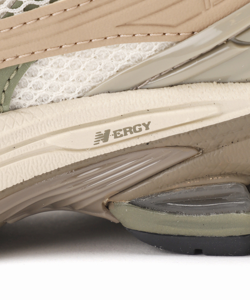 FRAMeWORK（フレームワーク）の「NEW BALANCE/ニューバランス