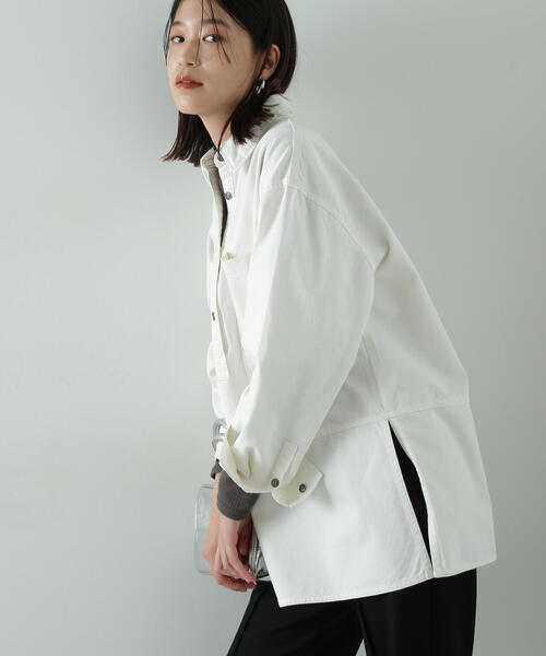 N.（N. Natural Beauty Basic）（エヌエヌナチュラルビューティーベーシック）の「◆サイドスリットオーバーサイズシャツ（シャツ/ブラウス・レディース・オフホワイト/ブルー・MEDIUM）」の22枚目の写真