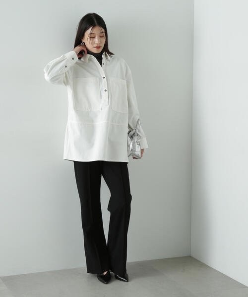 N.（N. Natural Beauty Basic）（エヌエヌナチュラルビューティーベーシック）の「◆サイドスリットオーバーサイズシャツ（シャツ/ブラウス・レディース・オフホワイト/ブルー・MEDIUM）」の6枚目の写真