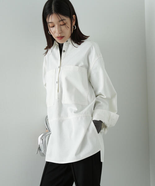 N.（N. Natural Beauty Basic）（エヌエヌナチュラルビューティーベーシック）の「◆サイドスリットオーバーサイズシャツ（シャツ/ブラウス・レディース・オフホワイト/ブルー・MEDIUM）」の10枚目の写真