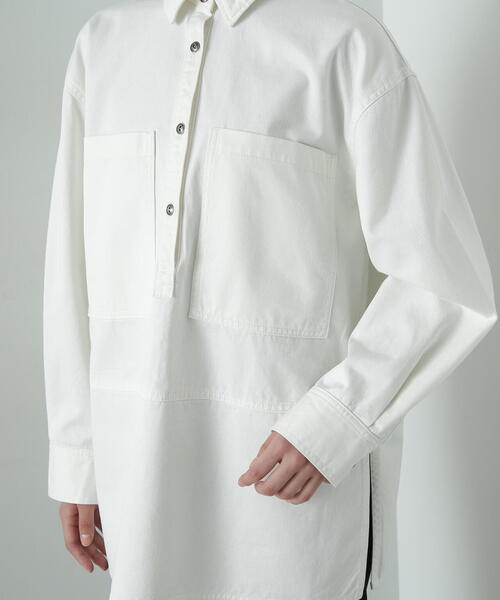 N.（N. Natural Beauty Basic）（エヌエヌナチュラルビューティーベーシック）の「◆サイドスリットオーバーサイズシャツ（シャツ/ブラウス・レディース・オフホワイト/ブルー・MEDIUM）」の15枚目の写真