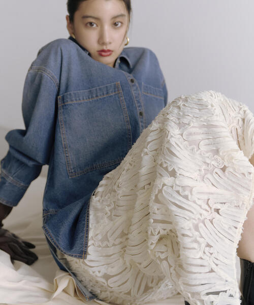 N.（N. Natural Beauty Basic）（エヌエヌナチュラルビューティーベーシック）の「◆サイドスリットオーバーサイズシャツ（シャツ/ブラウス・レディース・オフホワイト/ブルー・MEDIUM）」の21枚目の写真