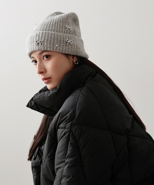 BLUEEAST(ブルーイースト)の「パールリボンニット帽(ニットキャップ/ビーニー・レディース・グレー/アイボリー/ブラック・FREE)」の3枚目の写真