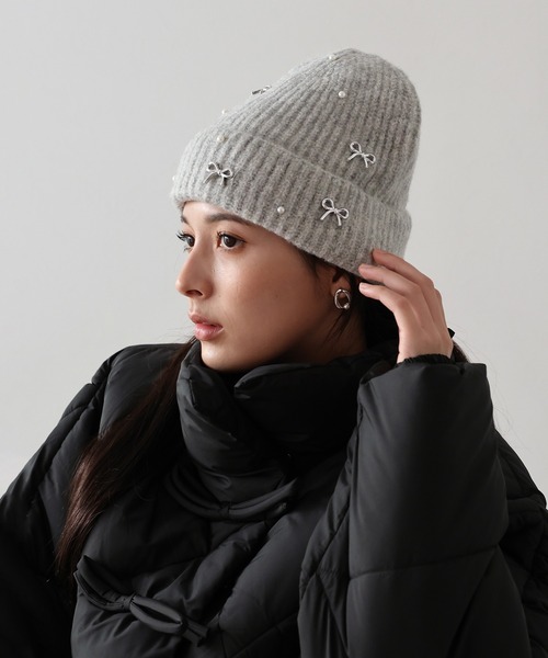 BLUEEAST(ブルーイースト)の「パールリボンニット帽(ニットキャップ/ビーニー・レディース・グレー/アイボリー/ブラック・FREE)」の11枚目の写真