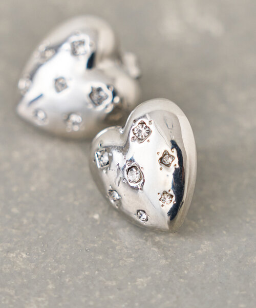 Actually（アクチュアリー）の「heart bijou style pierce（ピアス（両耳用）・レディース・ゴールド/シルバー・0）」の5枚目の写真