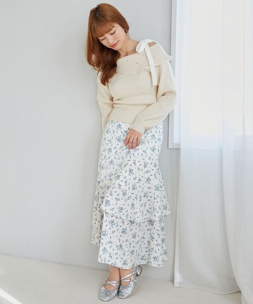 MAJESTIC LEGON（マジェスティックレゴン）の「ビジューオフショルニット（ニット/セーター・レディース・グレー/チャコールグレー/アイボリー/ピンク・MEDIUM）」の12枚目の写真