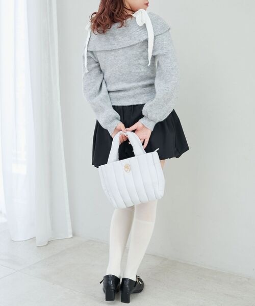 MAJESTIC LEGON（マジェスティックレゴン）の「ビジューオフショルニット（ニット/セーター・レディース・グレー/チャコールグレー/アイボリー/ピンク・MEDIUM）」の22枚目の写真