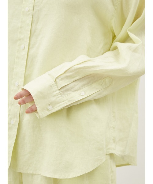 Mila Owen（ミラオーウェン）の「フレンチリネンオーバーサイズシャツ【手洗い可能】（シャツ/ブラウス・レディース・ブルー/ピンク/イエロー/ホワイト/ネイビー/チャコールグレー/ミント/クリーム・FREE）」の14枚目の写真