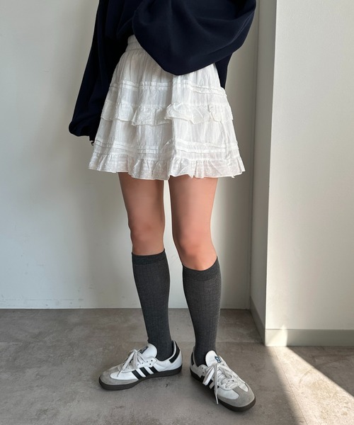 apres jour mignon（アプレジュールミニョン）の「コットンレースミニティアードスカート【ZOZOTOWN限定アイテム】（スカート・レディース・オフホワイト/ブラック・フリー/X-LARGE）」の18枚目の写真