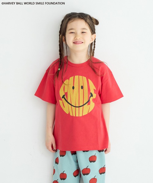 SMILEY FACE（スマイリーフェイス）の「【HARVEY BALL】別注 SMILEY FACE Tee（Tシャツ/カットソー・キッズ・レッド/チャコール/ブラック/オフホワイト・80/90/95/100/110/120/130/140/150）」の4枚目の写真