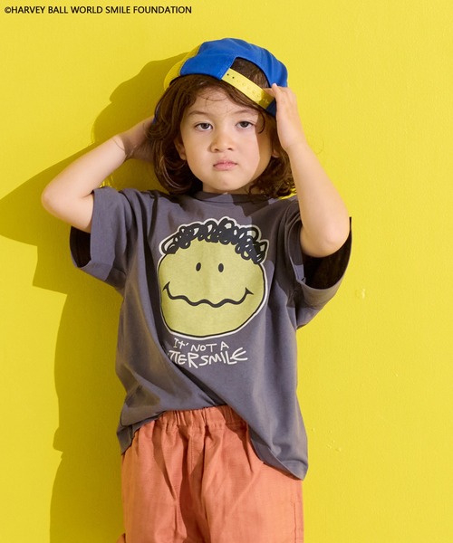 SMILEY FACE（スマイリーフェイス）の「【HARVEY BALL】別注 SMILEY FACE Tee（Tシャツ/カットソー・キッズ・レッド/チャコール/ブラック/オフホワイト・80/90/95/100/110/120/130/140/150）」の11枚目の写真