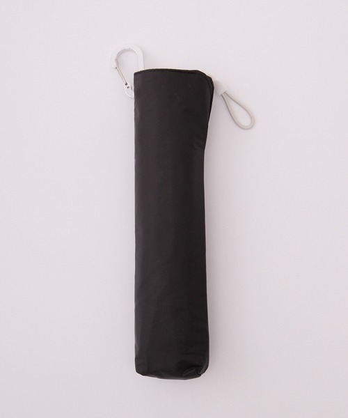 nifty colors(ニフティーカラーズ)の「【nifty colors】Shading folding umbrella 55cm with carabiner / ニフティカラーズ 遮光 カラビナ付 折り畳み傘55cm / 晴雨兼用(折りたたみ傘・レディース・サックスブルー/ブラック/ネイビー・FREE)」の11枚目の写真