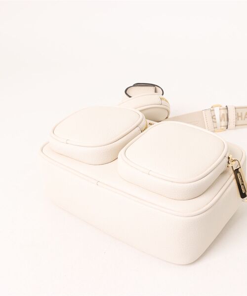 MICHAEL KORS（マイケルコース）の「JET SET TRAVEL レザー クロスボディ ミディアム（ショルダーバッグ・レディース・ベージュ系・FREE）」の3枚目の写真