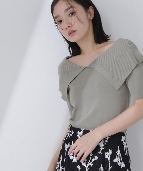 NATURAL BEAUTY BASIC(ナチュラルビューティーベーシック)の「◇ビックカラーボートネックニット(ニット/セーター・レディース・ブラック/カーキ/オフホワイト・FREE)」の3枚目の写真