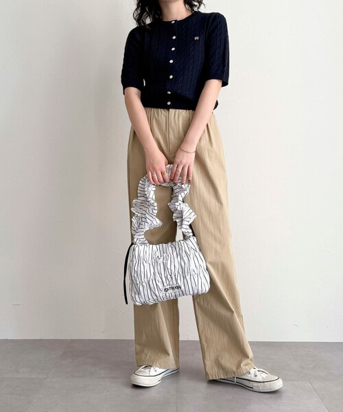 fredy emue（フレディエミュ）の「FR刺繍ケーブル柄半袖カーディガン（カーディガン/ボレロ・レディース・ネイビー/イエロー/ブルー/オフホワイト/ベージュ/ブラウン/レッド・38）」の13枚目の写真