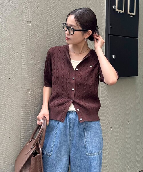 fredy emue（フレディエミュ）の「FR刺繍ケーブル柄半袖カーディガン（カーディガン/ボレロ・レディース・ネイビー/イエロー/ブルー/オフホワイト/ベージュ/ブラウン/レッド・38）」の16枚目の写真