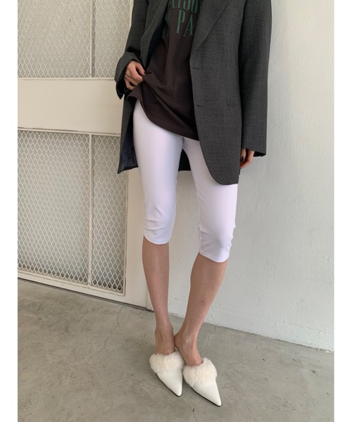 Didot.showroom（ディドット ショールーム）の「【DIDOT.】ミディハーフレギンス（レギンス/スパッツ・レディース・グレー/ブラック/ホワイト・FREE）」の2枚目の写真