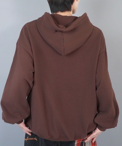 SPINNS(スピンズ)の「プルオーバーパーカー/オールドイングリッシュロゴ(パーカー・メンズ・ブラウン/ブラック系その他/杢グレー/ワイン・ONESIZE)」の16枚目の写真