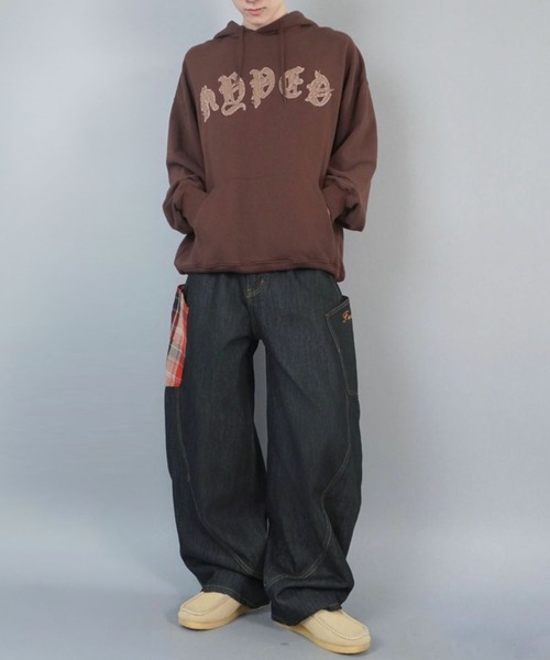 SPINNS(スピンズ)の「プルオーバーパーカー/オールドイングリッシュロゴ(パーカー・メンズ・ブラウン/ブラック系その他/杢グレー/ワイン・ONESIZE)」の17枚目の写真